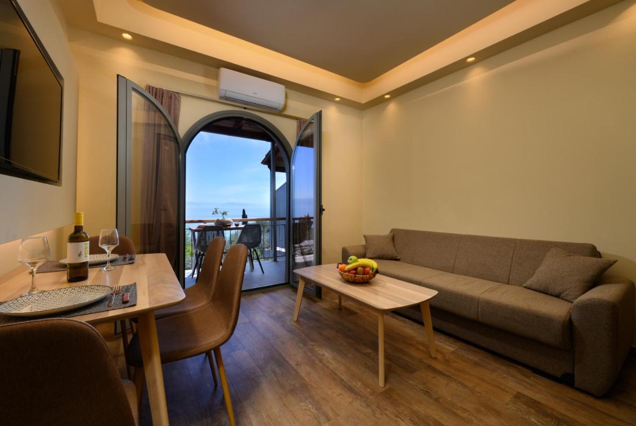 Seven Keys Luxury Appartement Achílleion